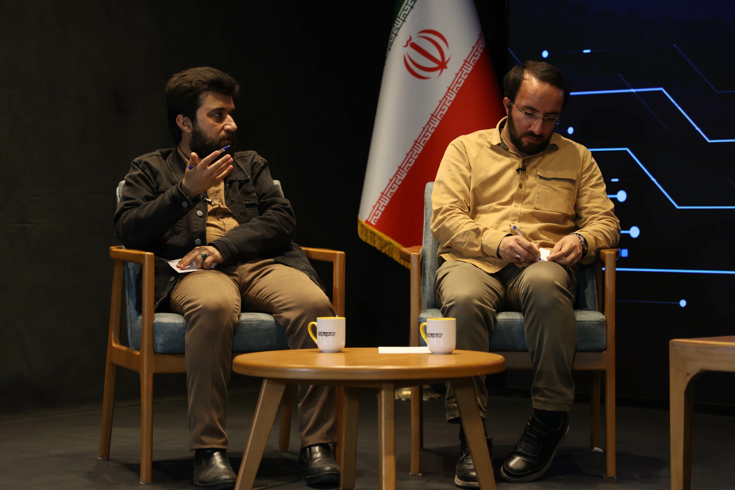 گزارش تصویری نشست اول هم‌نورد فصل دوم